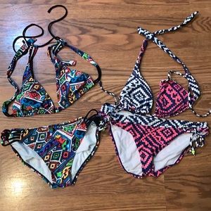 Super cute set of bikinis!!👙